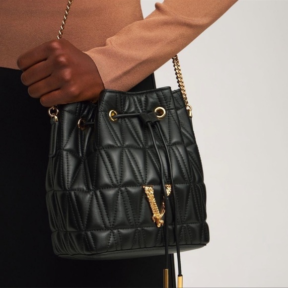 Versace quilt bucket bag. - Picture 6 of 14